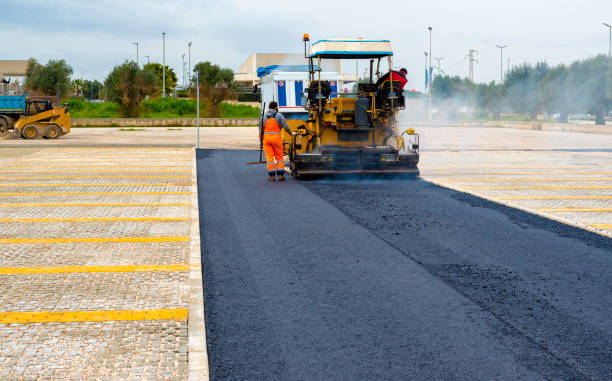 Best Interlocking Driveway Pavers  in Venice, IL