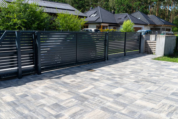 Best Local Driveway Pavers  in Venice, IL