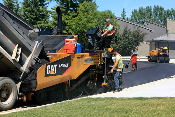 Best Professional Driveway Pavers  in Venice, IL